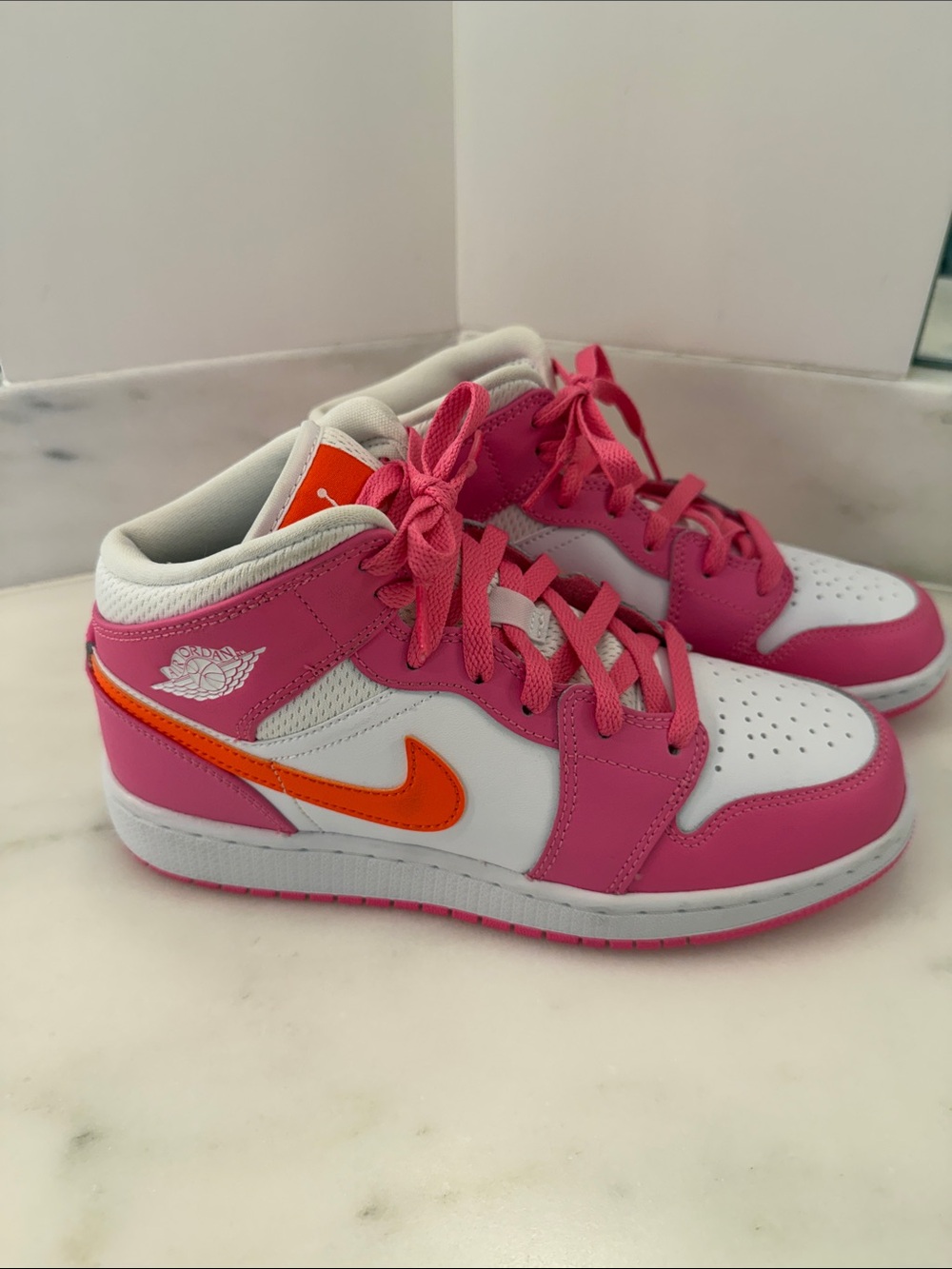 Nike Air Jordan 1 mid GS sneakers